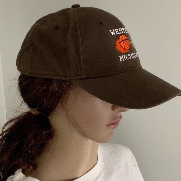 Vintage 90s Western Michigan Fast Break Club Basketball Strapback Dad Hat - Picture 2 of 10